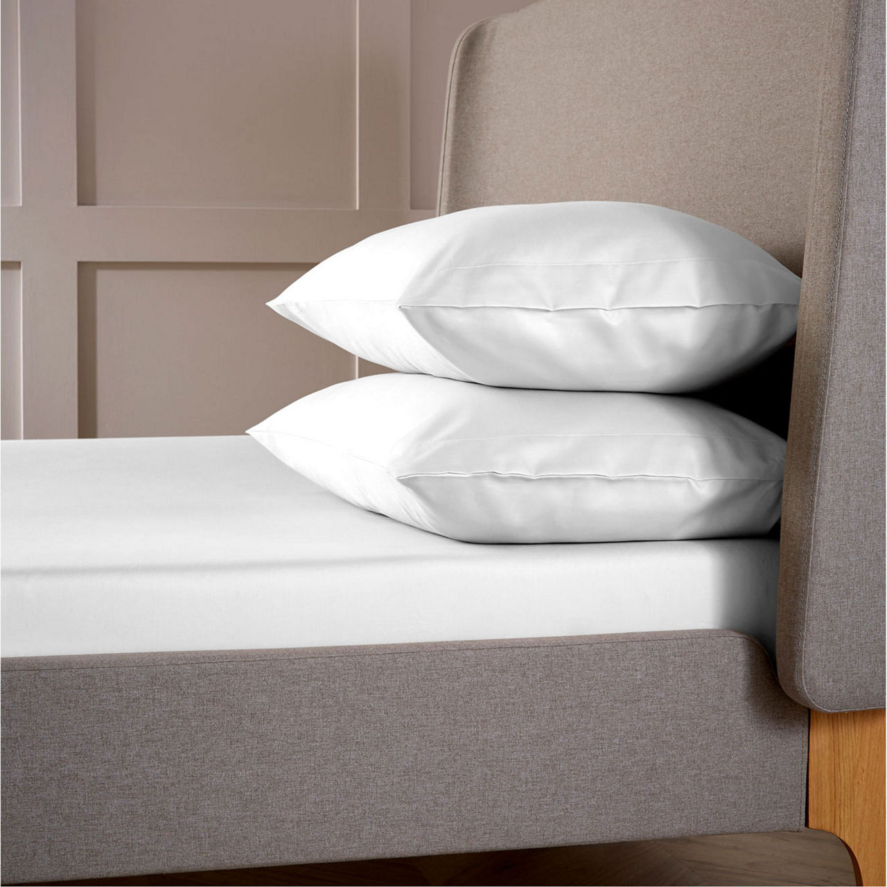CHRISTY Sateen King Pillowcase Pair 400 Thread Count