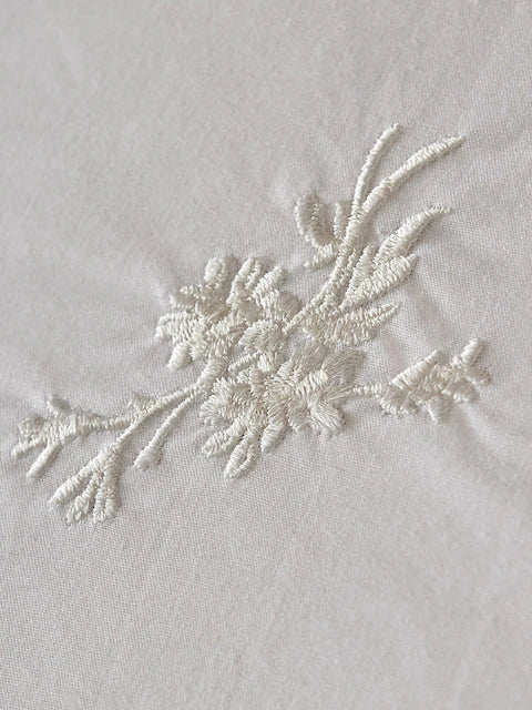 Laura Ashley Keeleigh Posy 100% Cotton Duvet Cover White